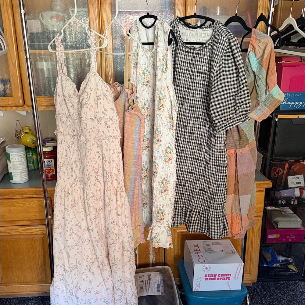 American Eagle Outfitters 5 dress bundle